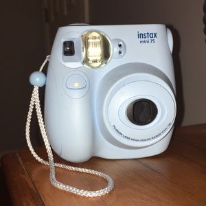 blue polaroid camera (instax mini 7s)
